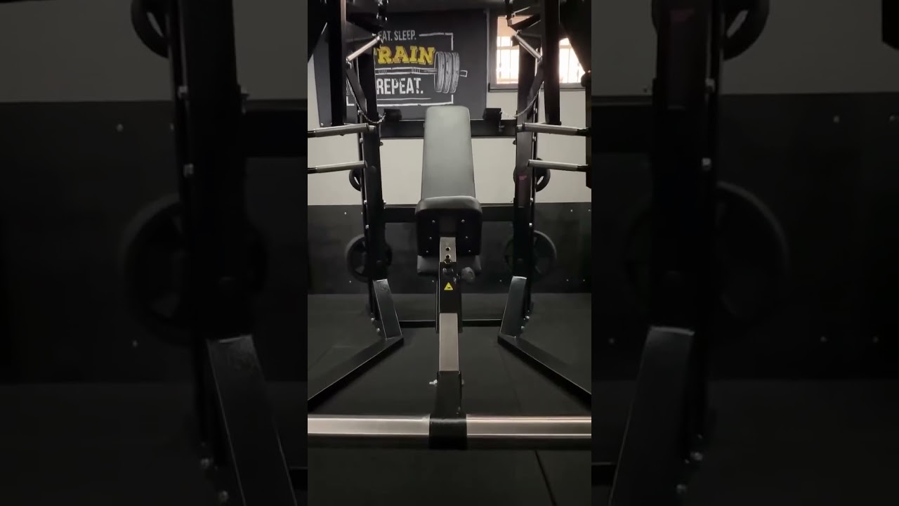 Gymfactory.eu / A6XX2P Sitting Chest and Shoulders Machine