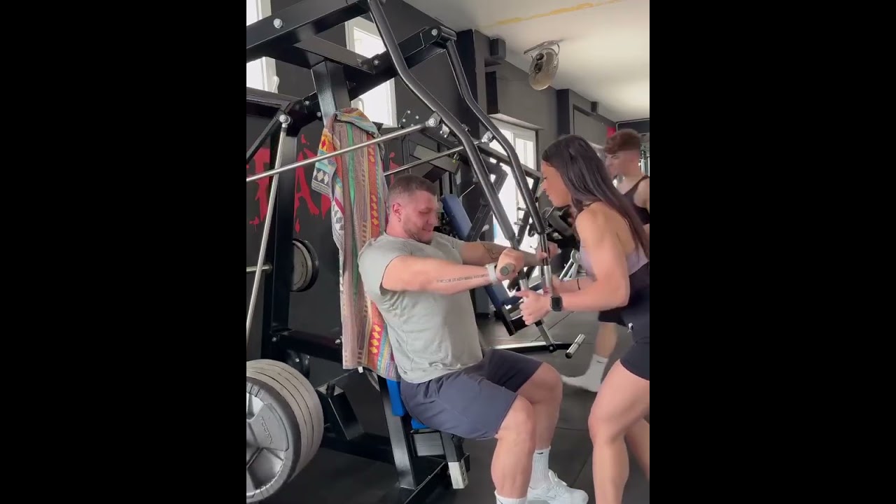 Gymfactory.eu / A6XXX2 Sitting Chest Press Machine